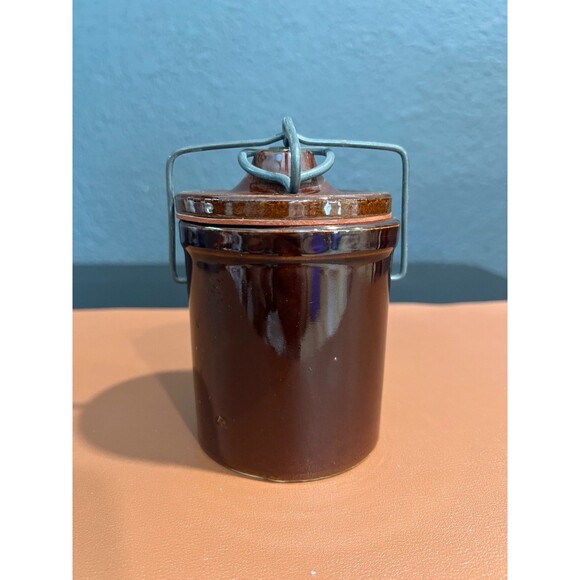 Vintage Stoneware Brown Glazed Crock With Lid And Wire Bail Closure - Picture 1 of 8